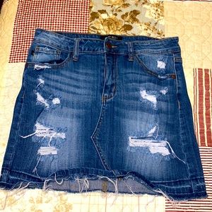Judy Blue distressed jean skirt